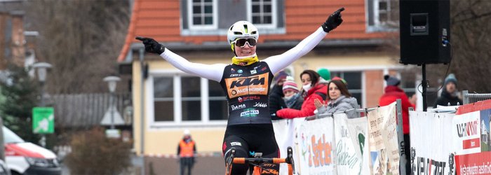 Хейгль і Федершпіль - переможці чемпіонату Австрії з перегонів на пересіченій місцевості Хейгль і Федершпіль - переможці чемпіонату Австрії з перегонів на пересіченій місцевості