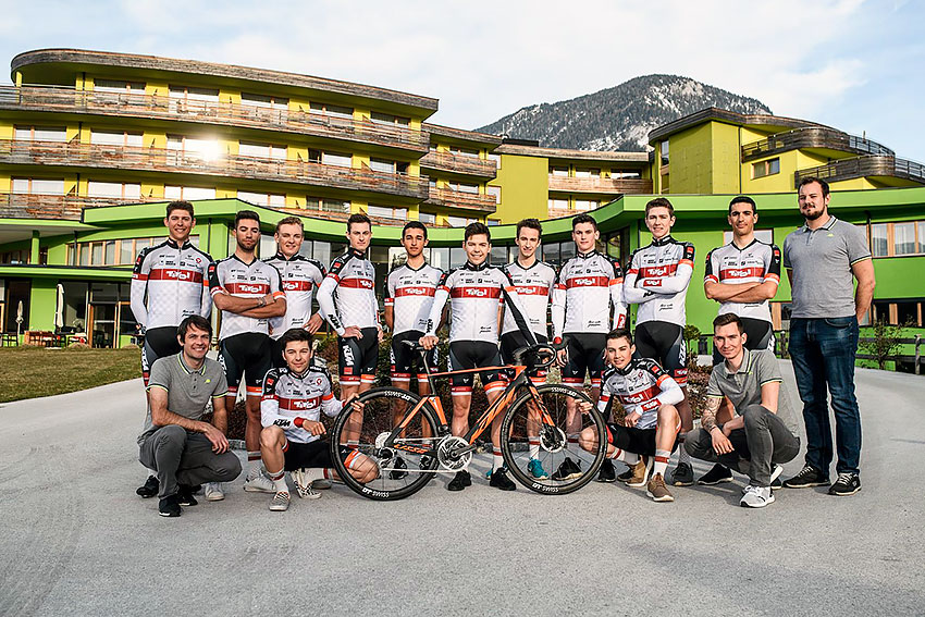 csm-team_850_567.jpg csm-team_850_567.jpg