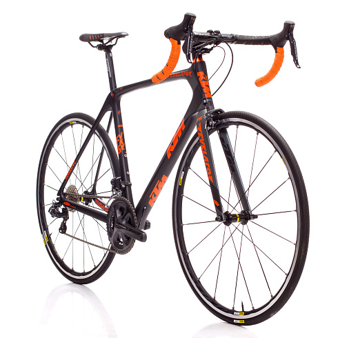 Австрійська гоночна машина KTM Revelator Prime Di2 - тест від BIKEBOARD.AT